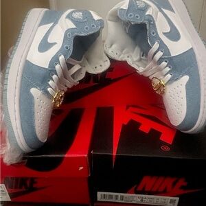 Air Jordan 1 Retro High OG ‘Denim’ Iconic Sneaker